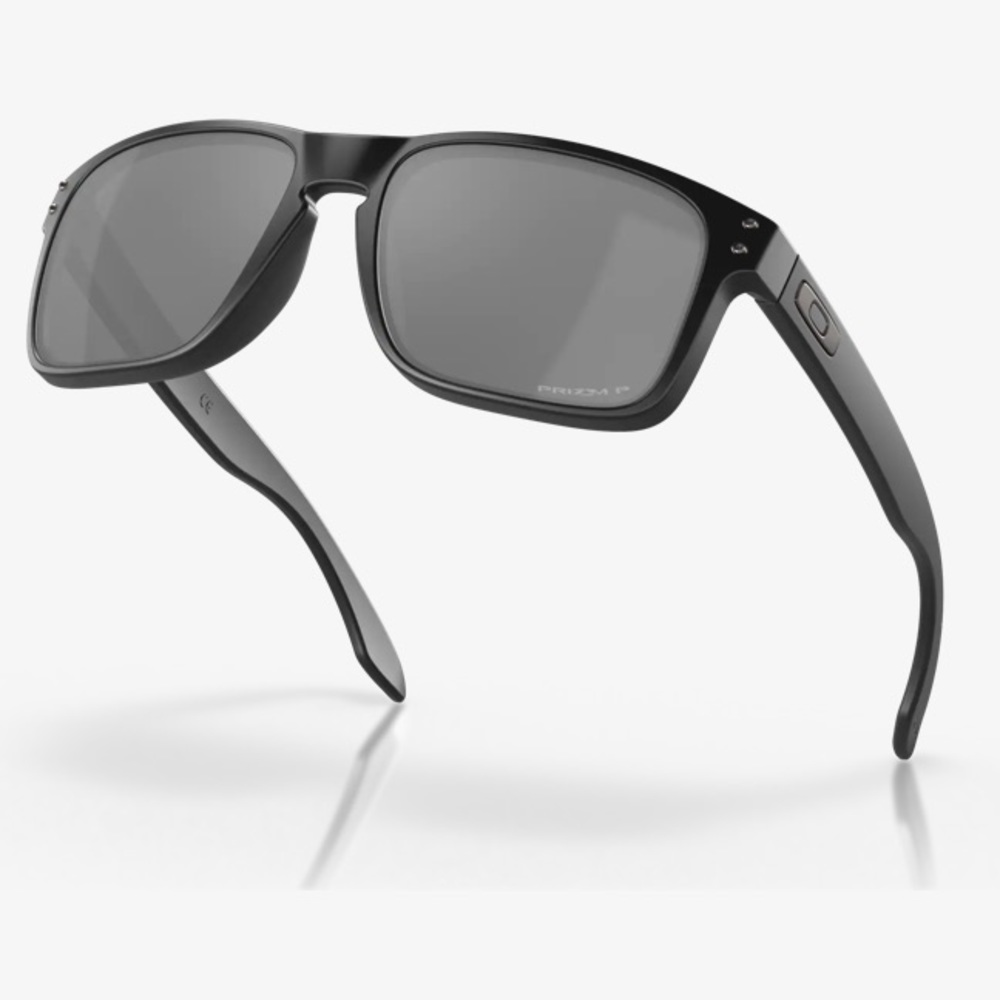 Brand New Men’s Oakley Holbrook Sunglasses